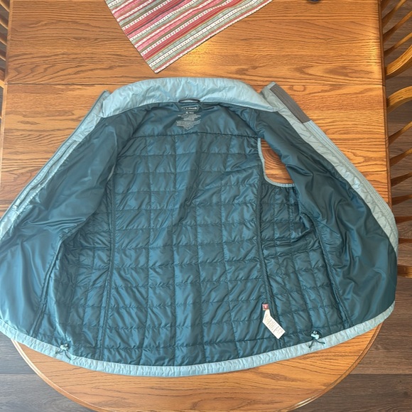LL Bean Primaloftt Packable Vest Size XL - Picture 2 of 7